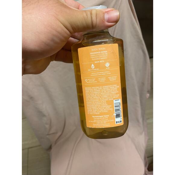 Bath & Body Works Whipped Coconut Milkshake Shower Gel Body Wash New - Picture 2 of 2